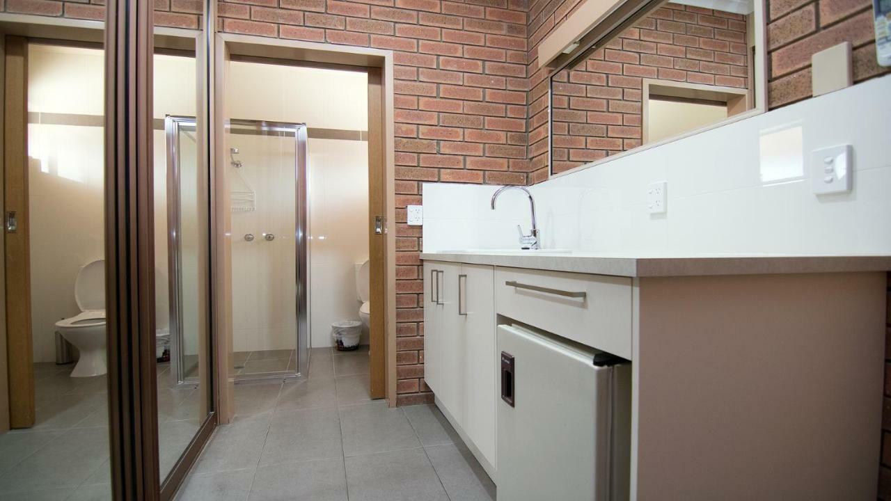 Ashleigh Court Motor Inn Mulwala Exterior foto