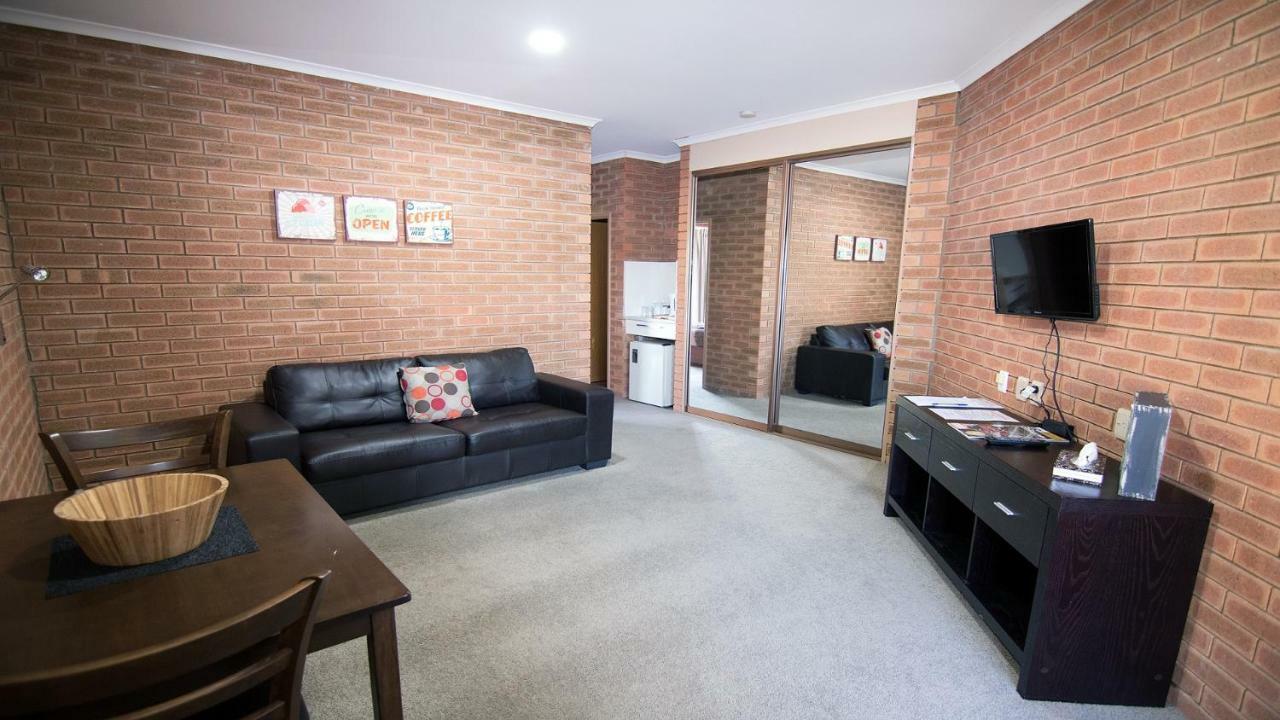 Ashleigh Court Motor Inn Mulwala Exterior foto